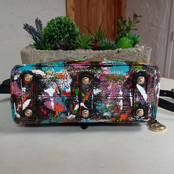 SOLD ON ANOTHER SITE Dooney & Bourke Essex crossbody, 1993 - Picture 5 of 13